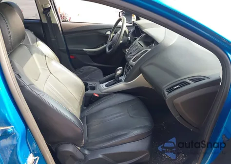 2014 Ford Focus Se z USA, uszkodzony, nr VIN 1FADP3F29EL411979